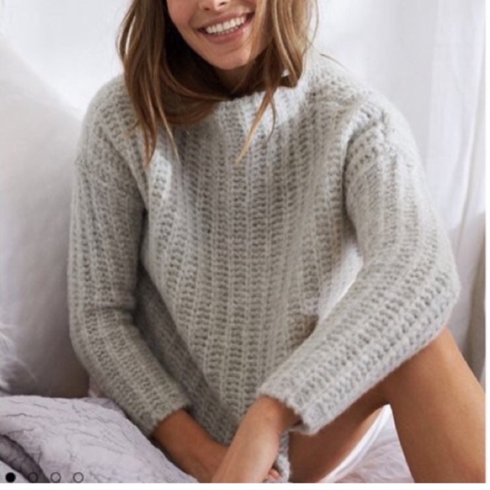 ✨ AERIE ✨ Gray Wool Alpaca Blend Cozy Chunky Turtleneck Sweater Size Small Flaw